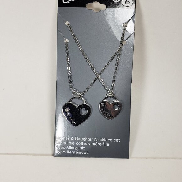 George Essentials 16" Silver Tone Mother & Daughter Heart Pendant Necklace set - Picture 5 of 7